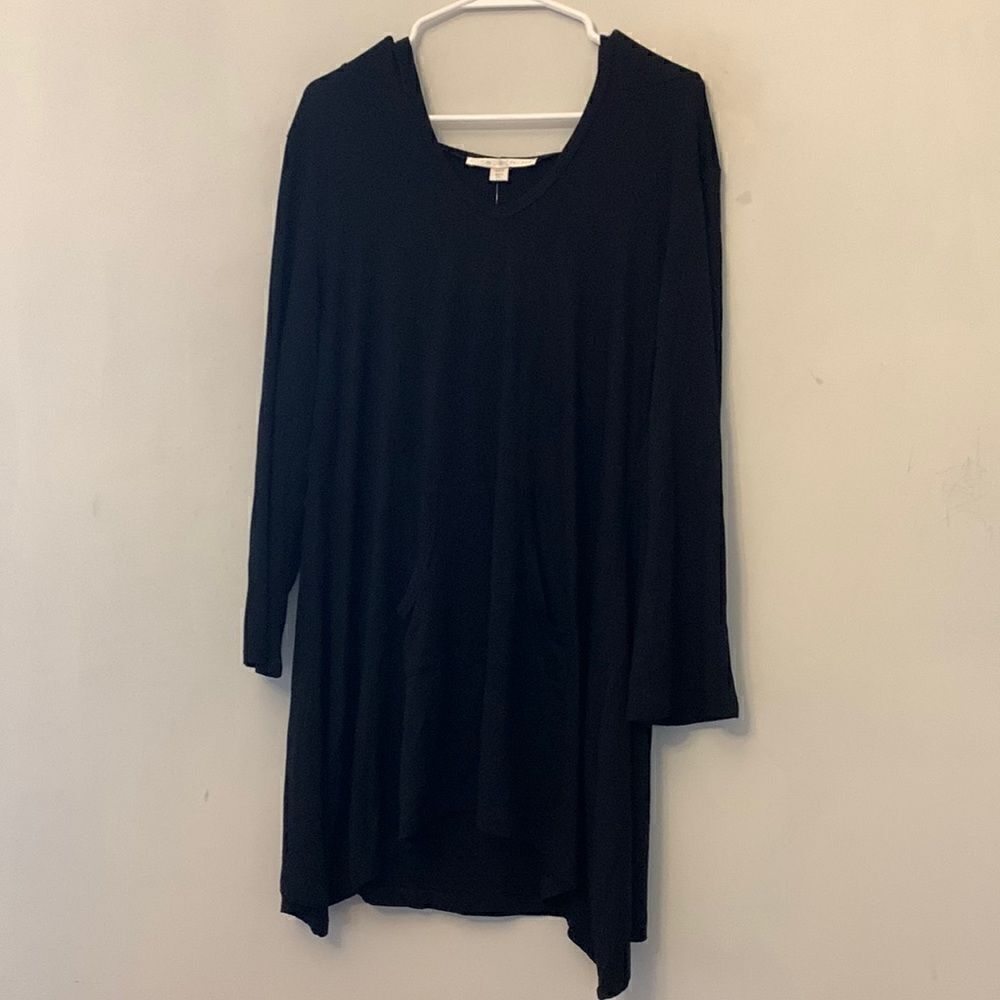 BOSTON PROPER TUNIC Black hooded v neck Size M NWT